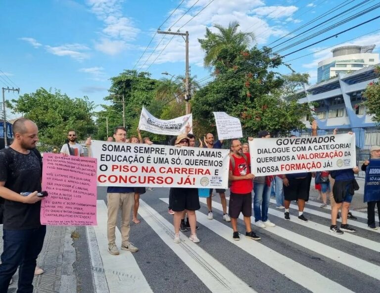 Greve Dos Professores Em Sc Sindicato Diz Que Aderiram