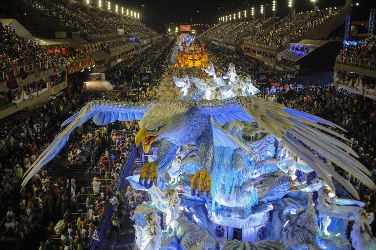 Liga das Escolas de Samba suspende desfiles e carnaval do Rio não será em fevereiro