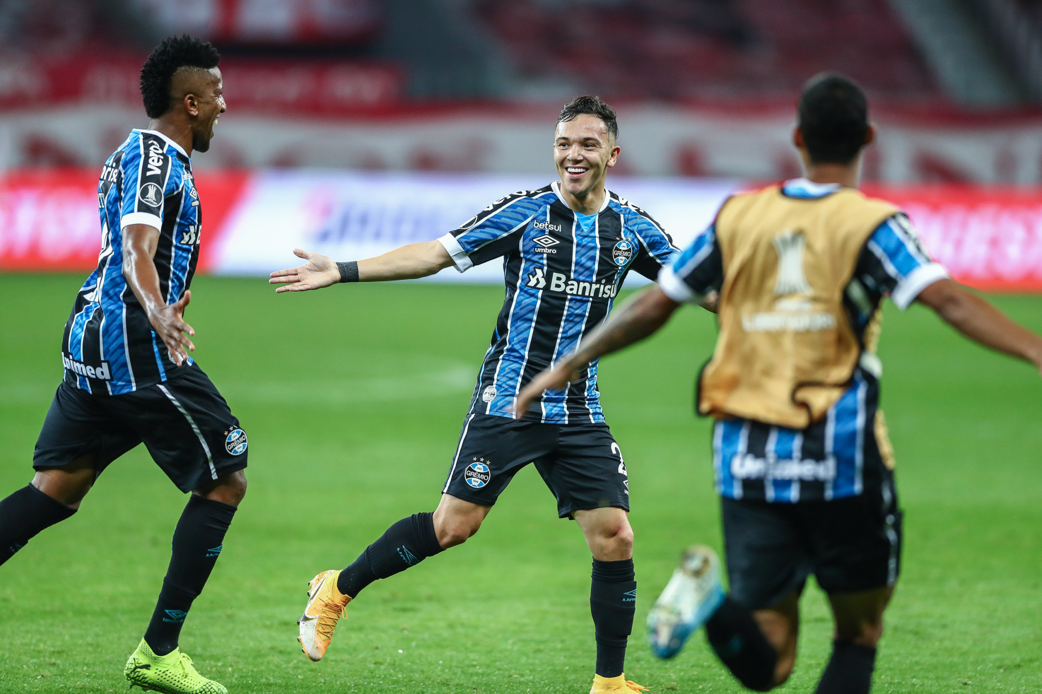 Grêmio venceu no Beira-Rio com gol de Pepê. Foto: Lucas Uebel | Grêmio FBPA, divulgação