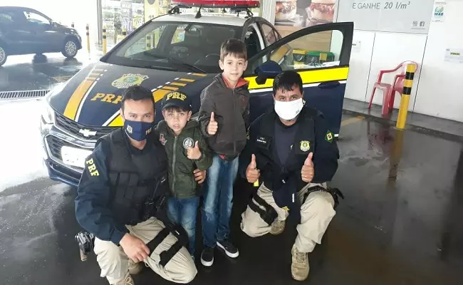 os dois policiais também são pais de crianças autistas e sabem exatamente o que se passa neste universo. Foto: Divulgação, PRF