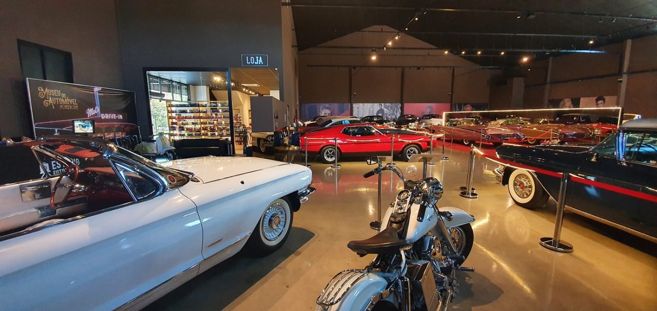 Museu do Automóvel é opção de passeio próximo ao Litoral Catarinense. Divulgação