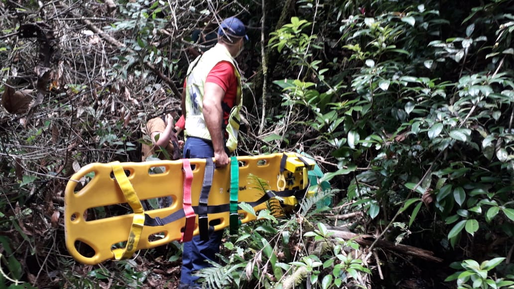 Jovem que estava desaparecida é resgatada em mata de Gaspar