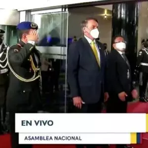 Chegada do presidente Jair Bolsonaro à Assembleia Nacional em Quito/Equador | reprodução YouTube | Via SBT News