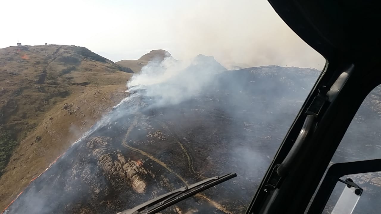 Incêndio atinge ponto turístico no Norte de SC