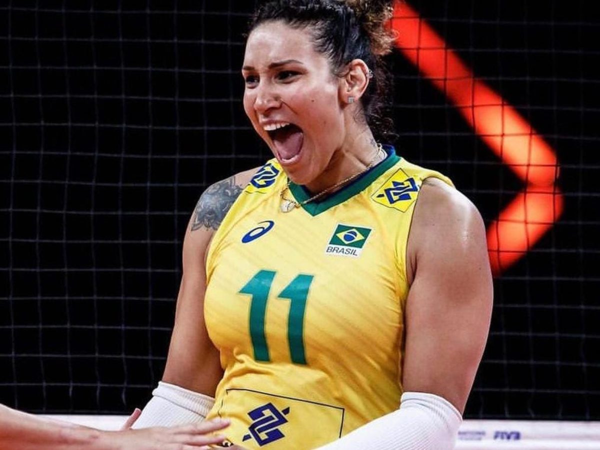 Confederação de vôlei se mobiliza para não deixar estrela da seleção  desempregada - RecordTV - R7 Pan Toronto 2015