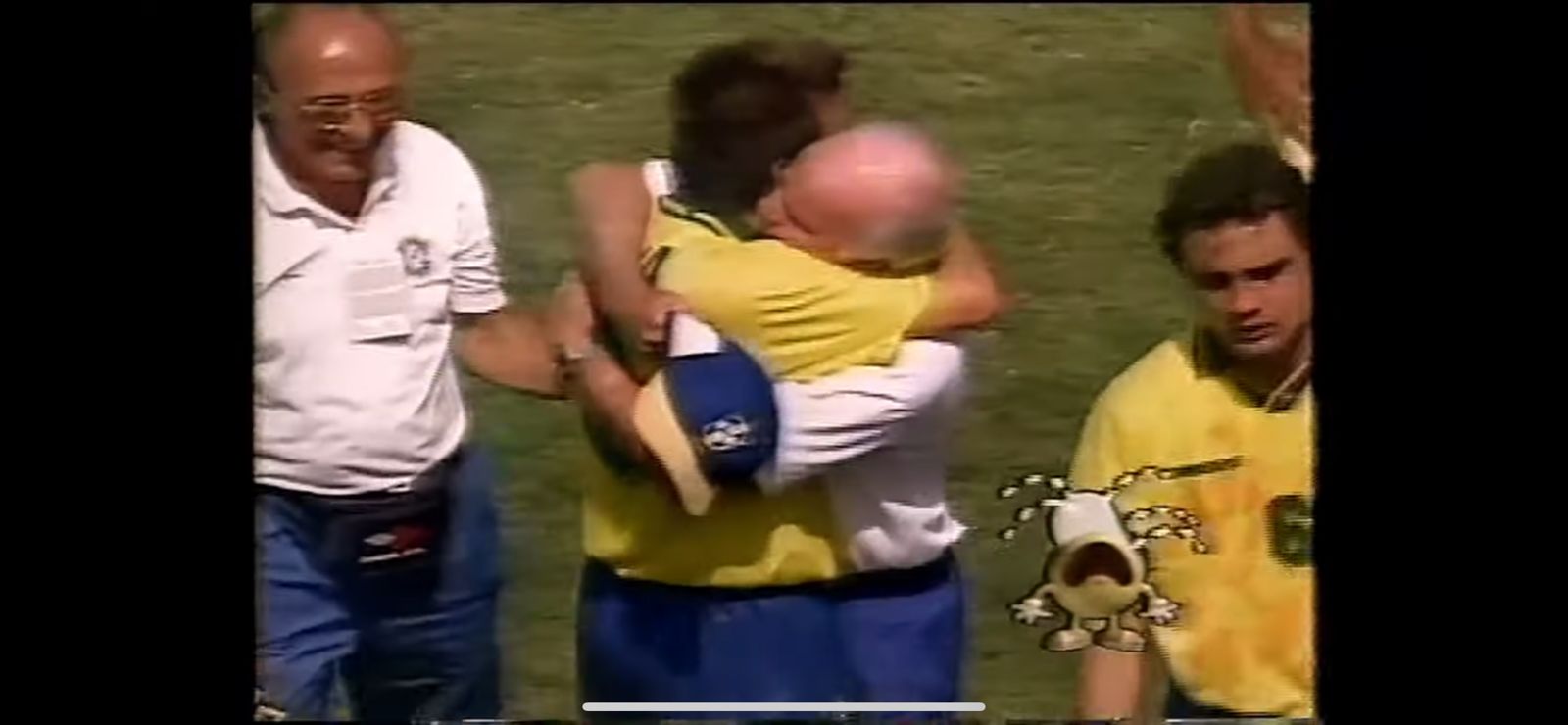 Tetra! Amarelinho chorou com a conquista. Foto: Youtube / Reprodução / Transmissão SBT