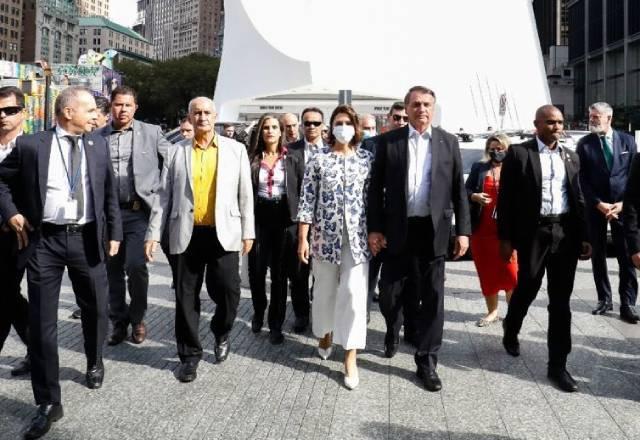 Presidente da República Jair Bolsonaro e a primeira-dama Michelle Bolsonaro visitaram o Memorial e Museu Nacional do 11 de Setembro | Alan Santos/PR

