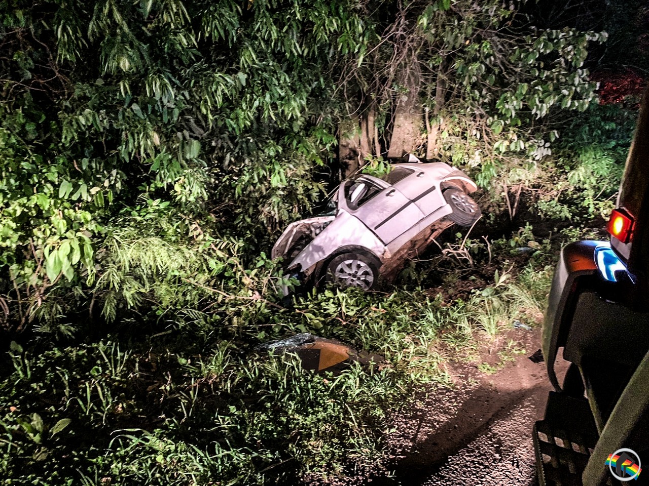 Colisão frontal deixa uma pessoa morta na BR 282