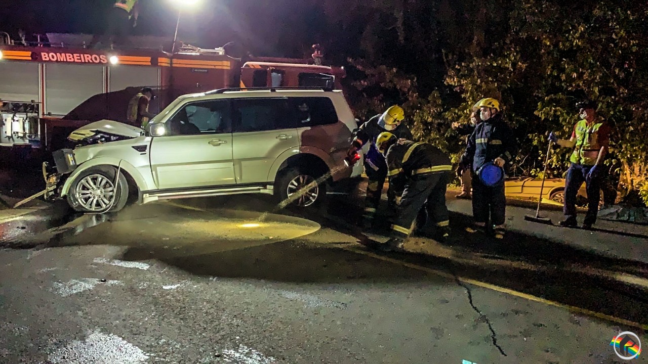 Colisão frontal deixa uma pessoa morta na BR 282