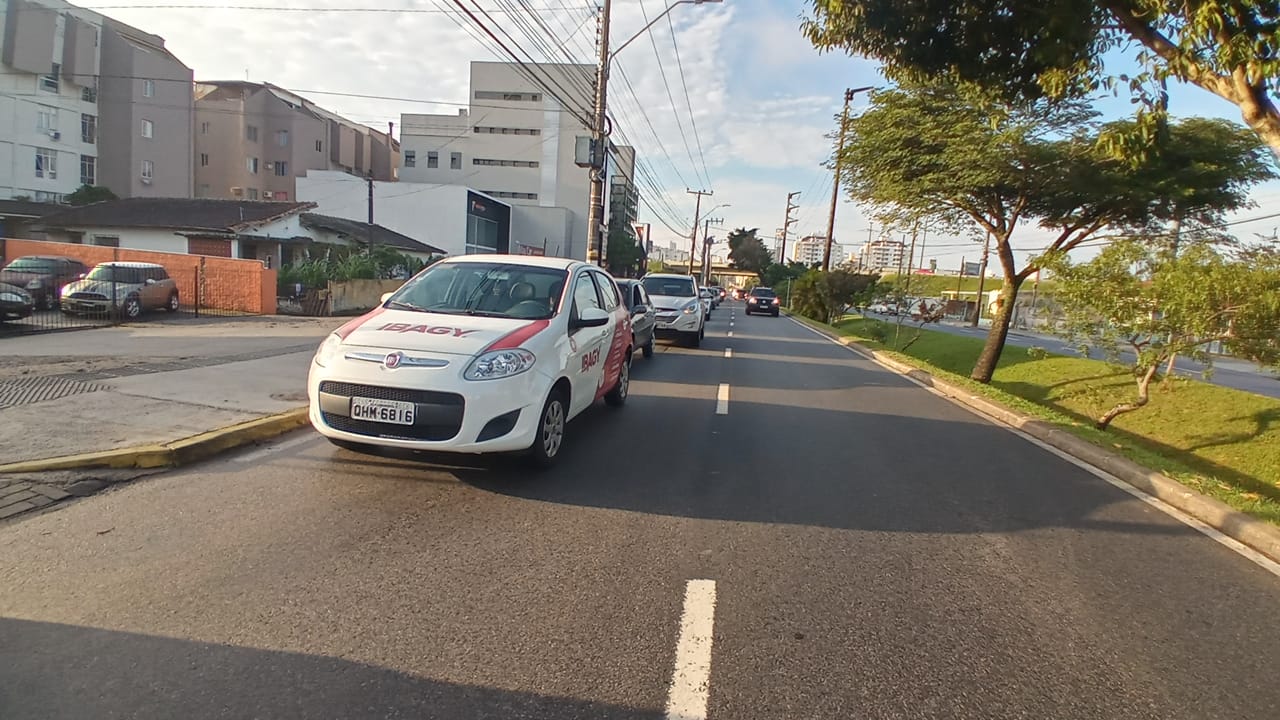 Postos de gasolina na Grande Florianópolis amanhecem com filas