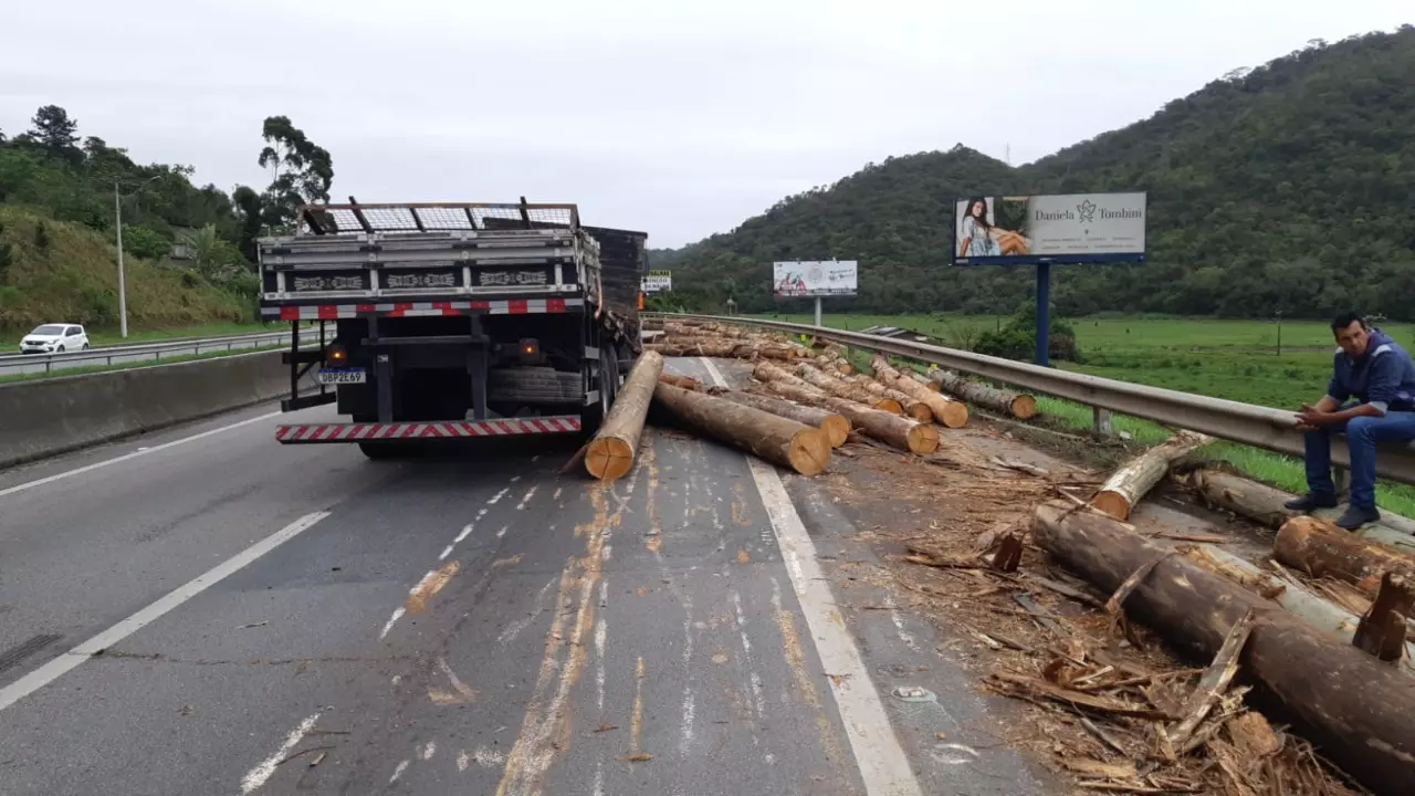 Foto: PRF, Divulgação