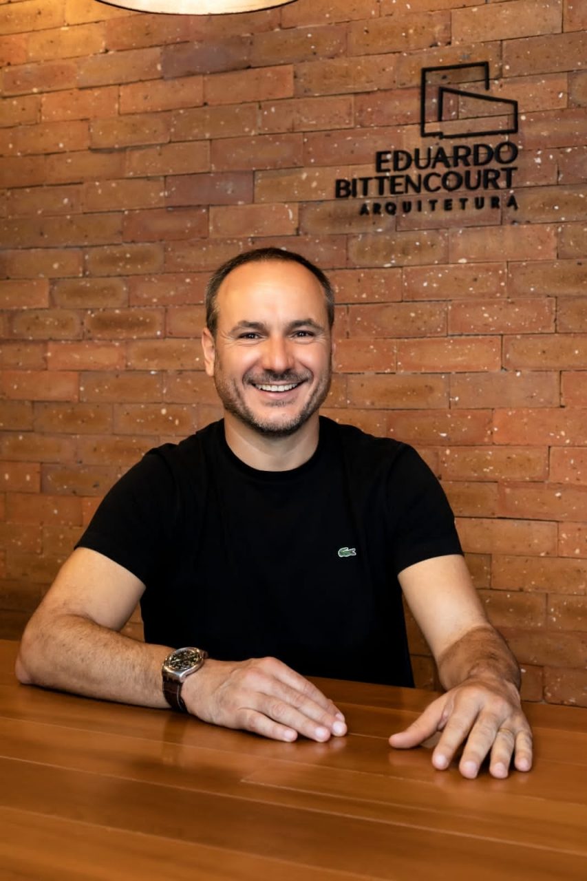 Arquiteto Eduardo Bittencourt, finalista em duas categorias no concurso técnico NCD entre os escritórios de arquitetura de Santa Catarina.