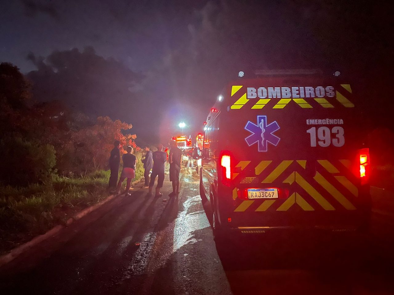 Acidente deixa uma pessoa morta e quatro feridas em Xanxerê (4)