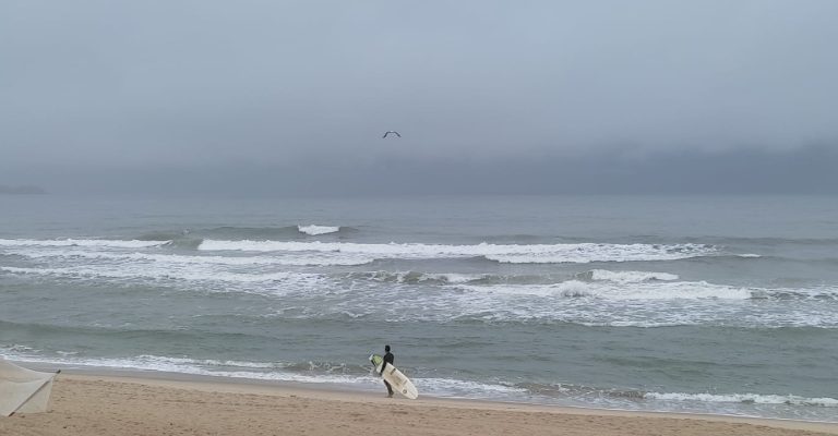 Praia do Morro das Pedras – 15/12/2021 – 05h50. Foto: Arquivo Pessoal

