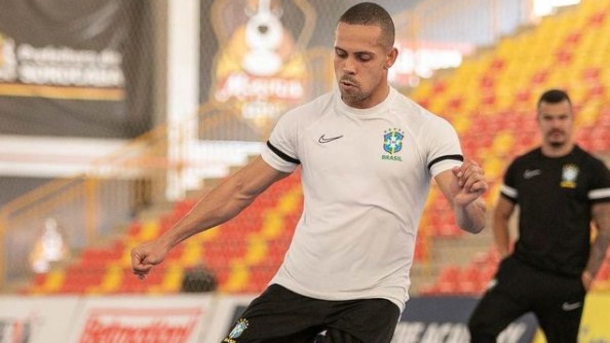 Ferrão é eleito o melhor jogador do mundo pela terceira vez consecutiva –  LNF