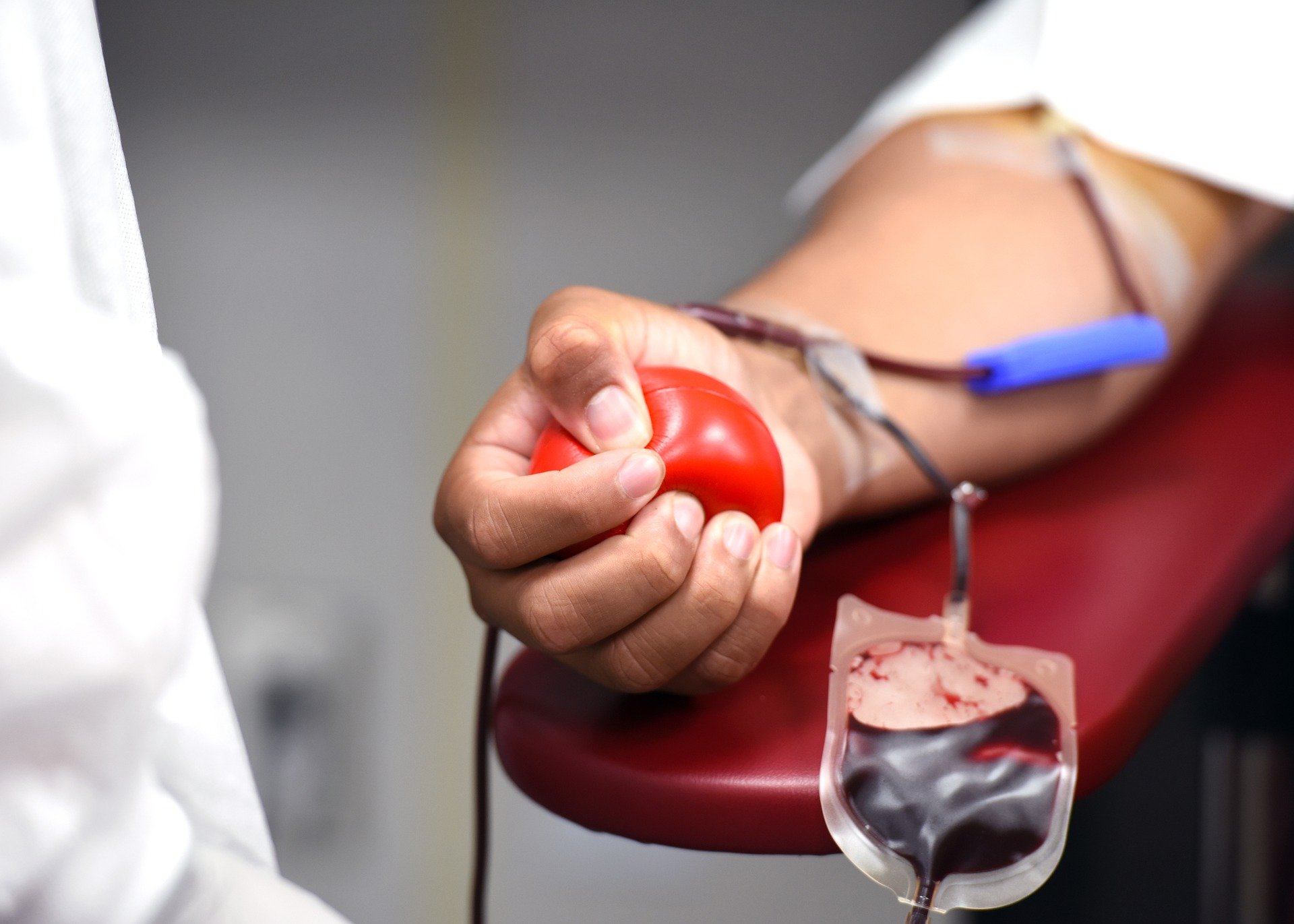 Saúde e Anvisa atualizam critérios para seleção de doadores de sangue na pandemia