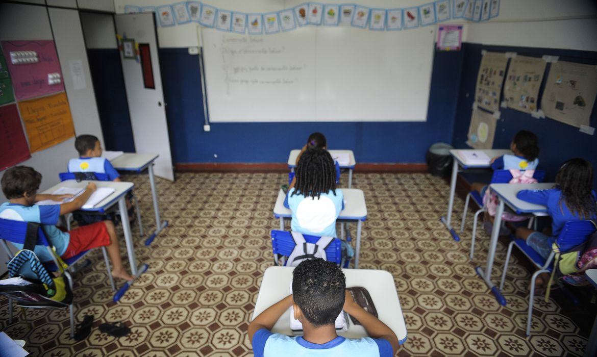 Rio de Janeiro – Escola municipal Levy Miranda na ilha de Marambaia, baia de Sepetiba, sul do estado (Tânia Rêgo/Agência Brasil)