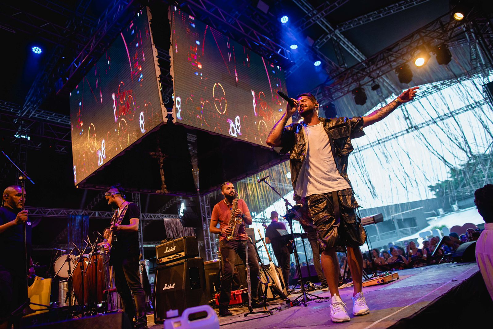 Carnaval em Florianópolis anima foliões com É o Tchan e Banda EVA