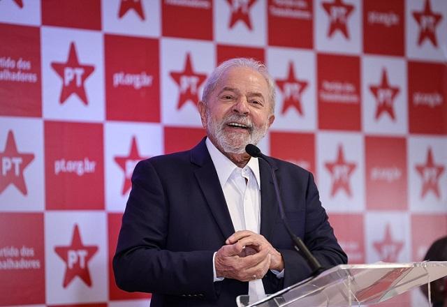 Segundo Datafolha, Lula tem 51% de preferência entre os jovens