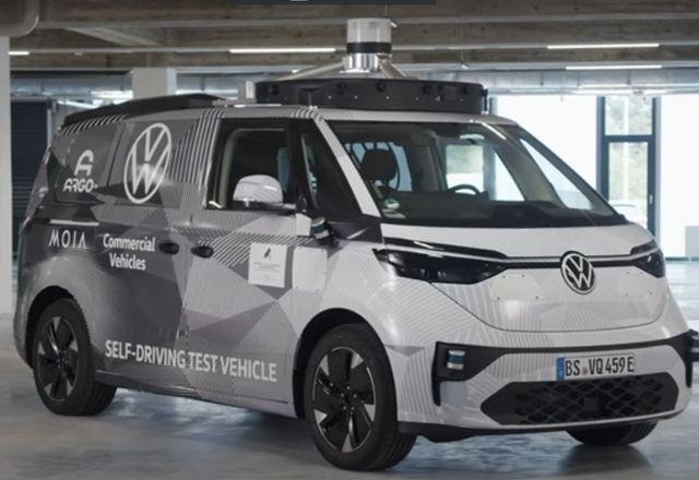 ID Buzz autônoma foi testada nas ruas de Munique com três passageiros | Reprodução/VW