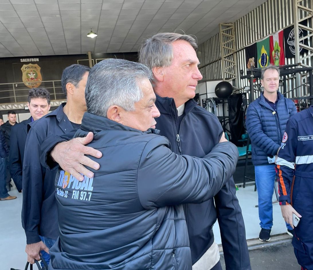 FOTOS: Bolsonaro se encontra com o prefeito João Rodrigues em Chapecó