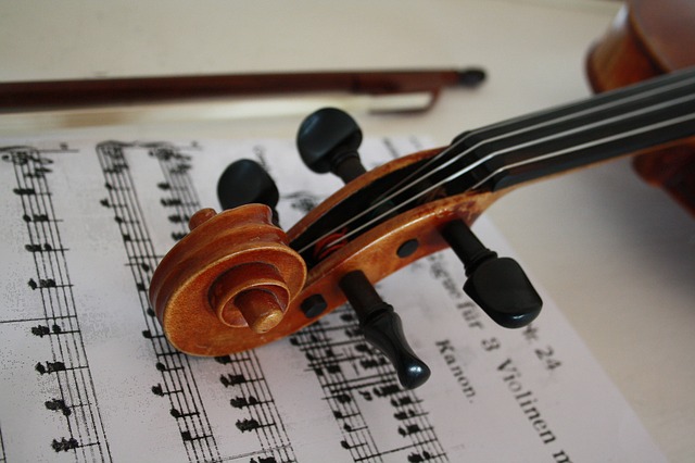 Orquestra de Chapecó leva música clássica para escolas da cidade