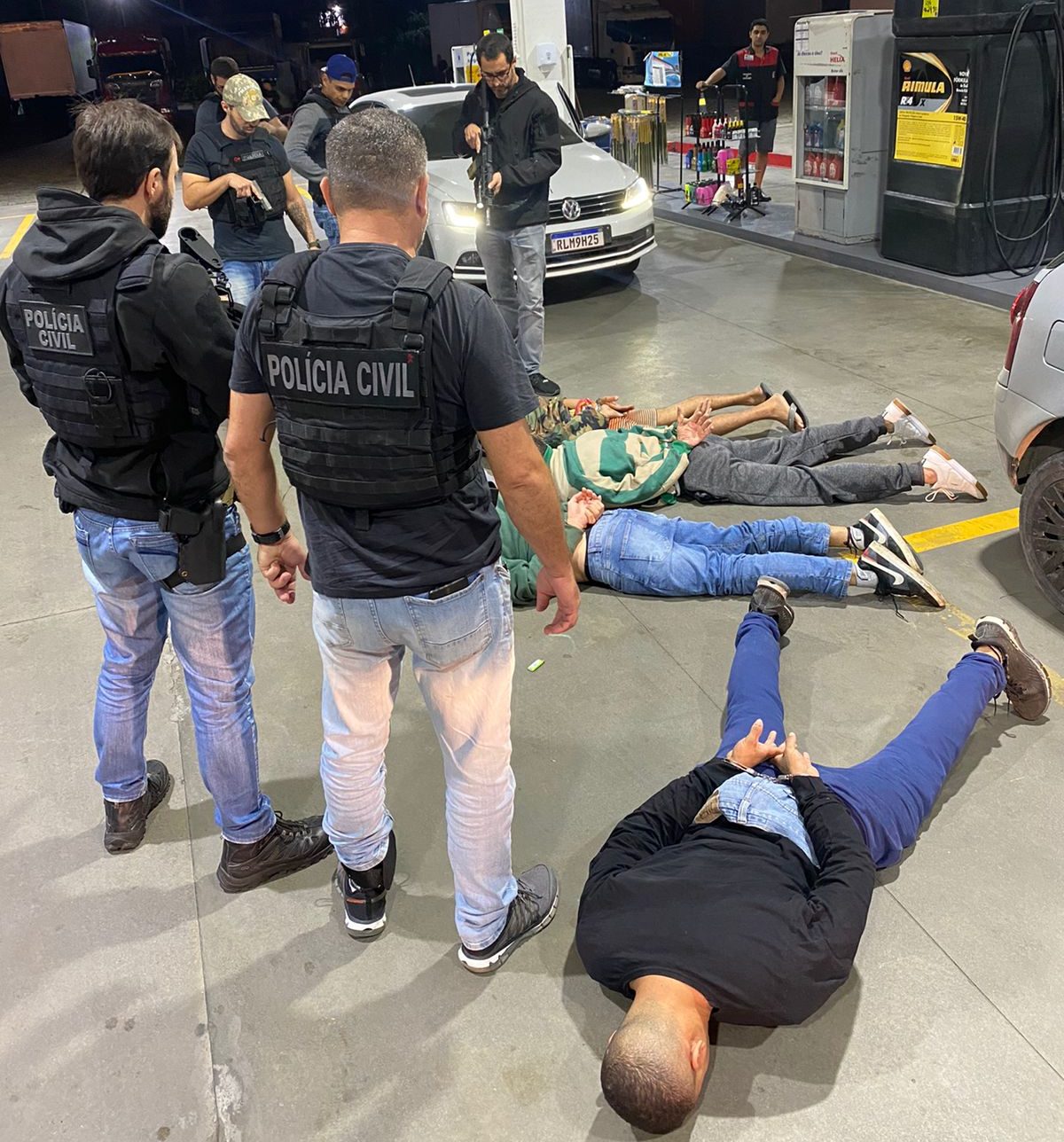 Polícia prende suspeitos de assaltar cooperativa em Blumenau