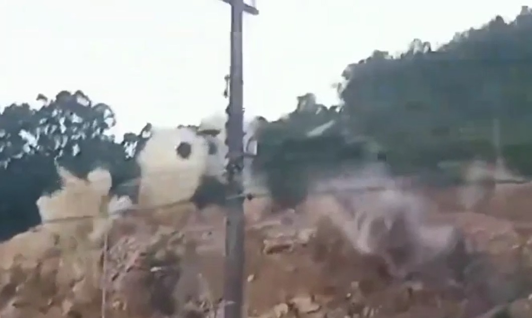 Vídeo mostra BR-101 após explosão de rochas que atingiu carros e deixou ferido