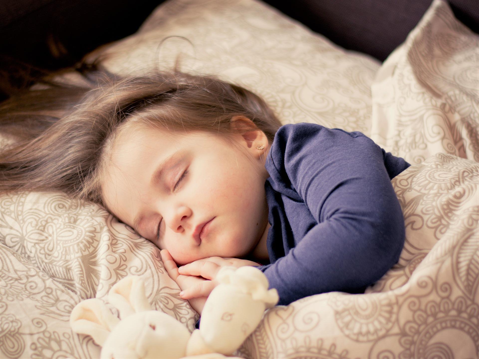 Higiene do sono: saiba como tratar insônia em crianças