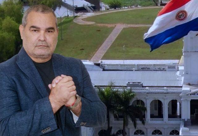 O ex-goleiro Chilavert em pré-campanha para a Presidência da República do Paraguai Foto: Divulgação