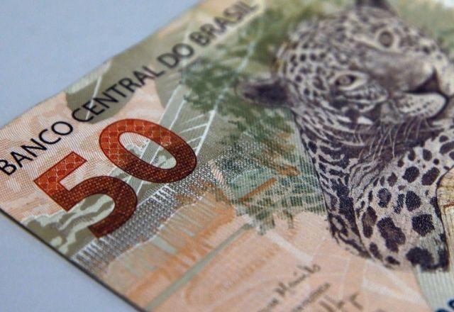 Assim como no mês anterior, as parcelas de maio terão valor mínimo de R$ 400 | Agência Brasil

