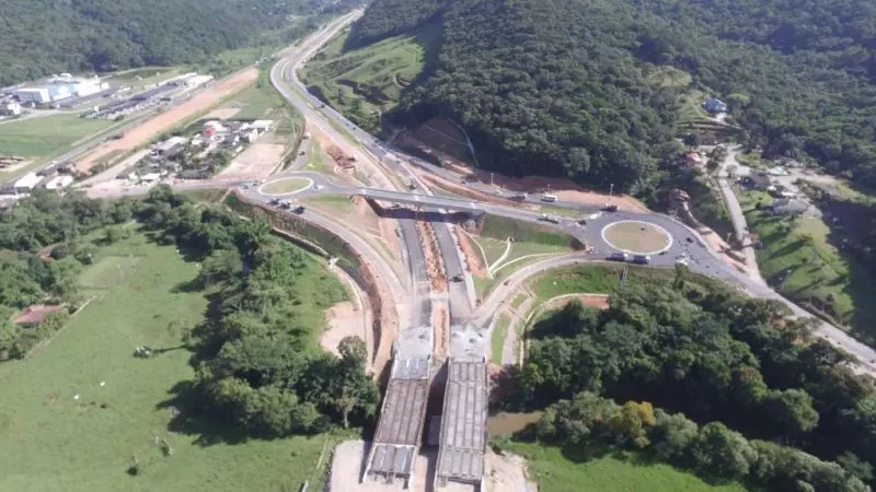 BR-101, na Grande Florianópolis | Foto: Arteris Litoral Sul/Divulgação
