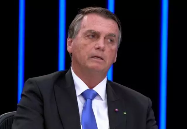 Como candidato, Bolsonaro concedeu entrevista ao Jornal Nacional nesta 2ª feira | Reprodução/TV Globo

