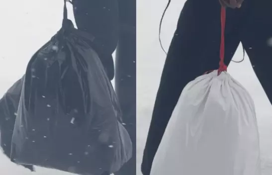 Inspiradas em sacos de lixo, bolsas de Balenciaga custam R$ 9 mil