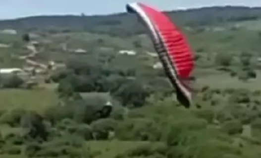 piloto morre em queda de parapente