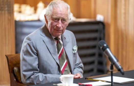 Conheça a trajetória do príncipe Charles, sucessor direto de Elizabeth II