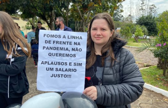 Enfermeiros manifestam em São Miguel do Oeste contra decisão do ministro do STF