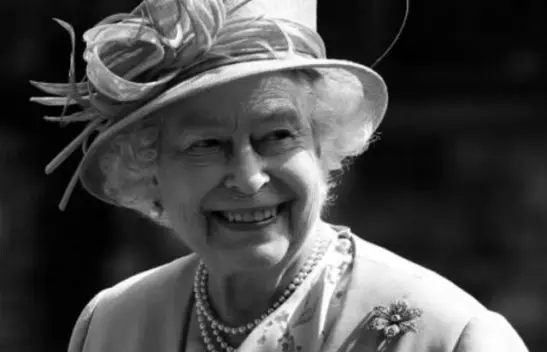 Veja como enviar condolências à família real britânica pela morte de Elizabeth II