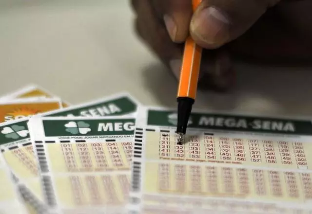 Aposta simples, com seis dezenas marcadas, custa R$ 5,00. Foto: Agência Brasil