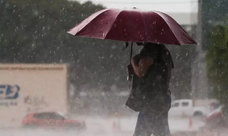 Defesa Civil alerta para chega de temporal e chuva de granizo em SC