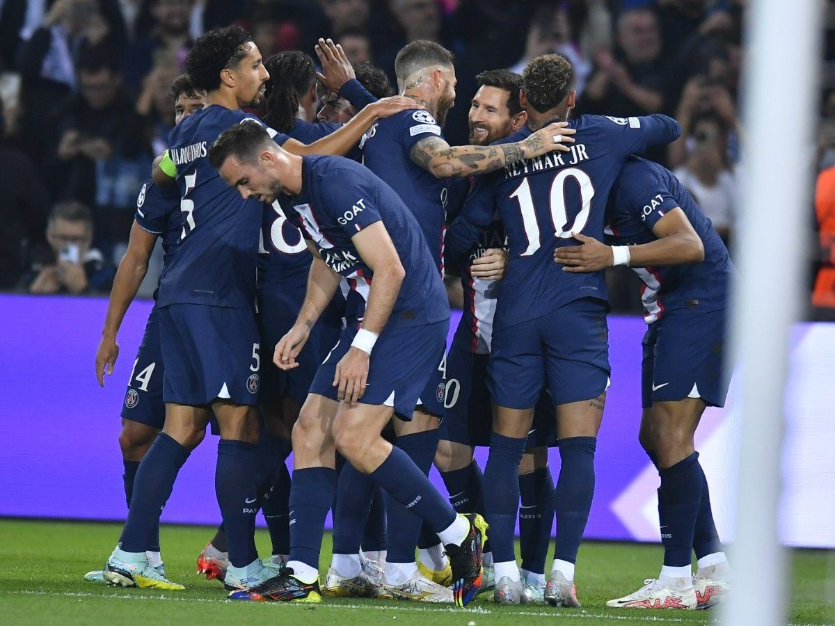 SBT transmite PSG x Maccabi Haifa pela Champions League - SBT