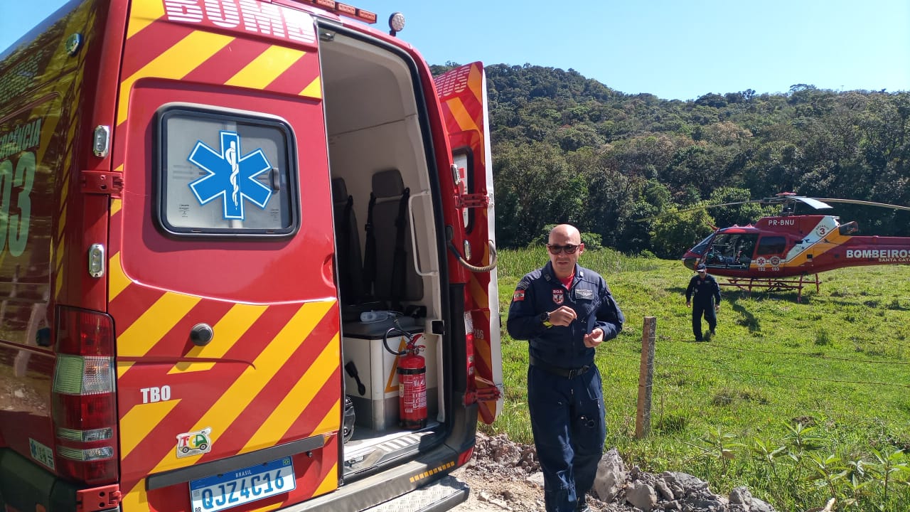 Foto: Corpo de Bombeiros Militar / Arcanjo 03