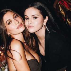 Hailey Bieber e Selena Gomez. Foto: Reprodução/Instagram (@tyrellhamoton)