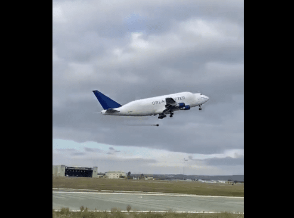 Avião solta faíscas após decolar de Nova York para São Paulo; veja VÍDEO, Mundo