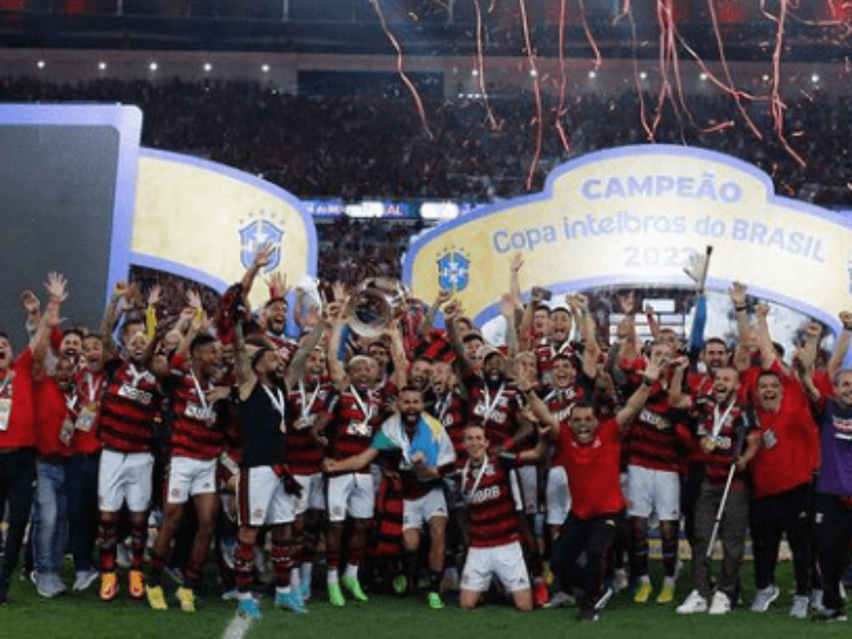 Na emoção dos pênaltis, Flamengo vence o Corinthians e leva a Copa do  Brasil 