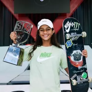 Este é o terceiro título seguido conquistado pela jovem | Foto: reprodução/redes sociais/Street League Skateboarding