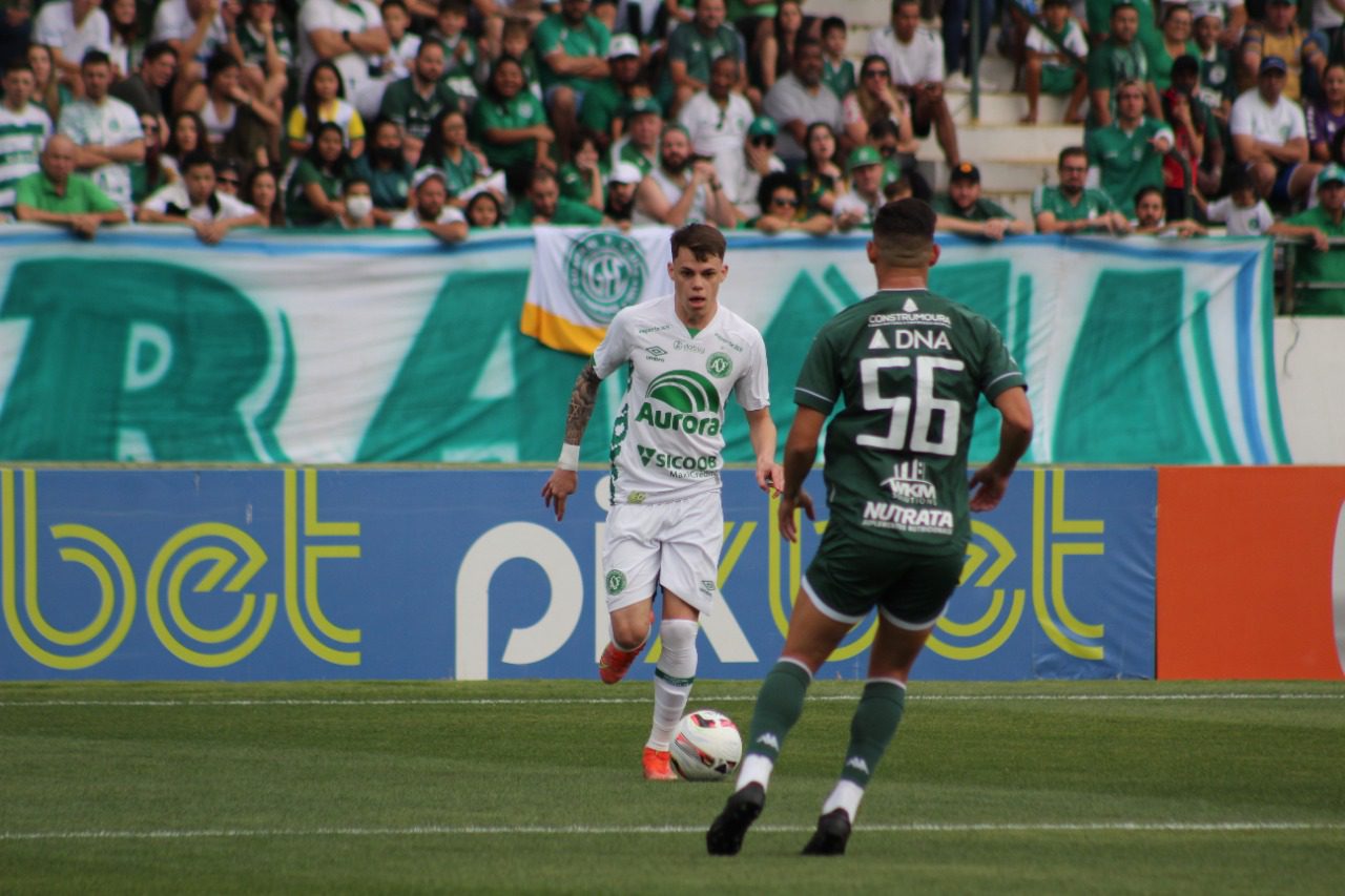 AO VIVO: Gilmar Dal Pozzo é apresentado na Arena Condá - Rádio Chapecó FM