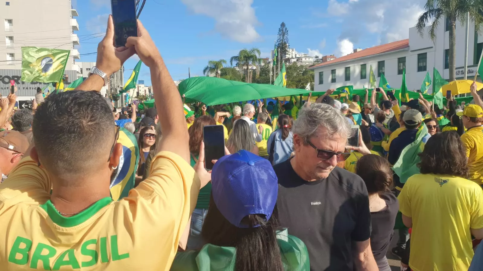 Manifestações em Florianópolis nos últimos dias. Foto: SCC SBT