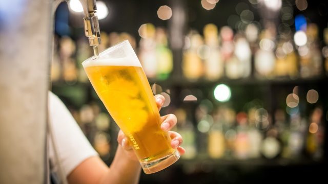 Mundial do Catar terá cerveja mais cara da história dos mundiais