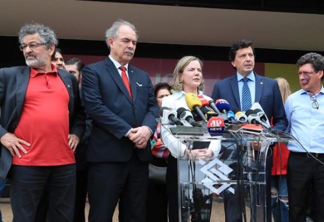 Equipe começa os trabalhos nas instalações do Centro Cultural do Banco do Brasil (CCBB) | Lula Marques/PT na Câmara | Via: SBT News